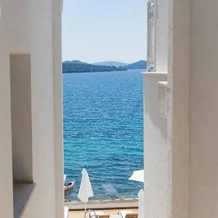 Greek House Complex B3 * Nidrí